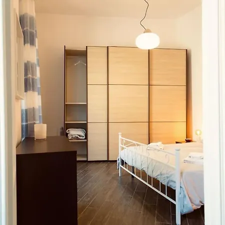 Appartement Besalu, Luminoso Con Terrazza Tuscania
